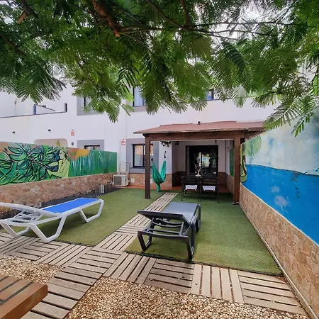 Feriehus Ideal Remote Work, Relaxing, Pool And Surfing Corralejo